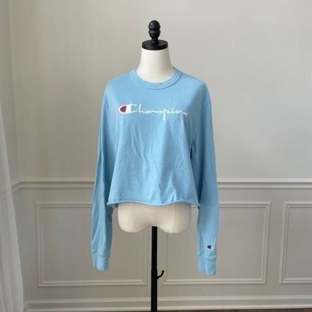 Champion Long Sleeve Slightly Cropped Tshirt Embroidered Logo XL